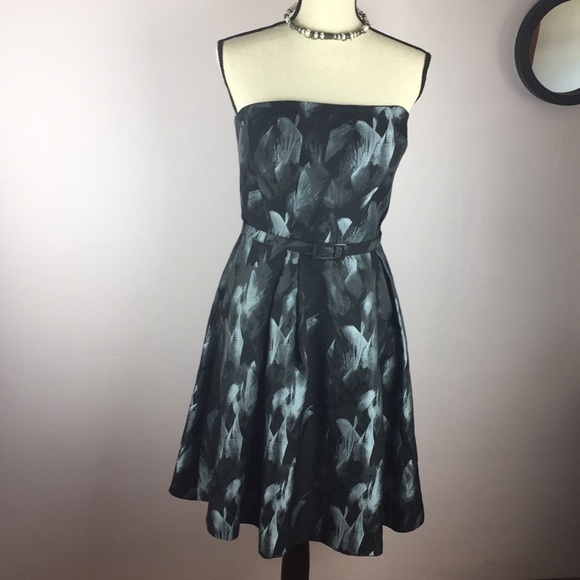 White House Black Market Dresses & Skirts - White House Black Market Strapless Dress